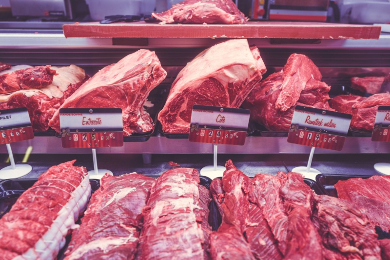 boucherie-GASSIN-min_raw_meat_meat_butcher_food_butcher_shop-115972